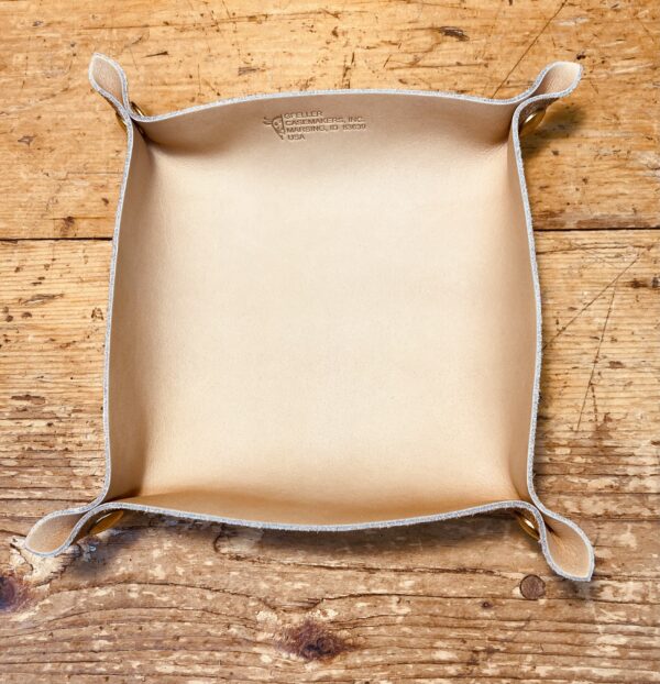 Ovid Catch Tray