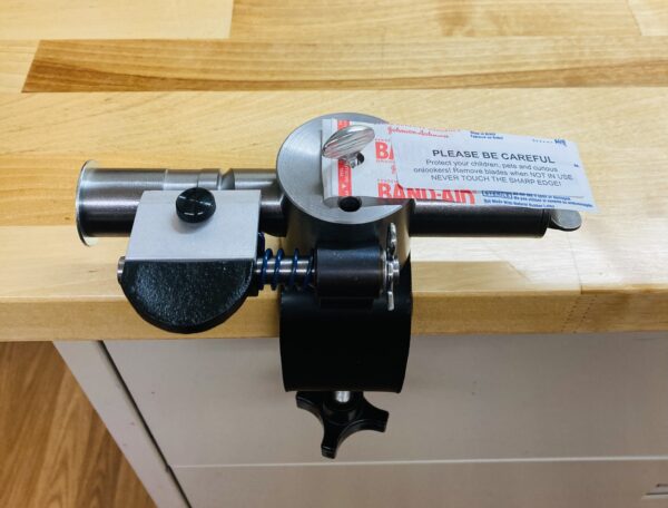 Thumb Lever Kit on Vaquero 2